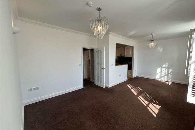 Flat for sale in Halliday Drive, Deal, Kent
