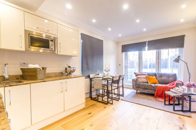 Flat for sale in Russell Road, Hendon, London