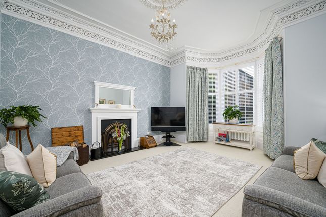 131 Long Lane, Dundee photo 4