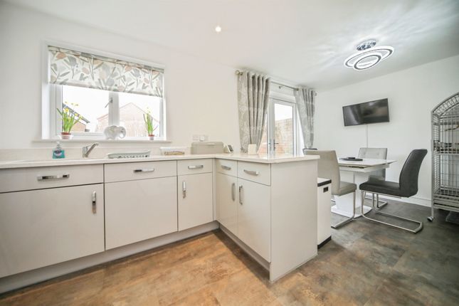 4, Gates Close, Bury St. Edmunds photo 4