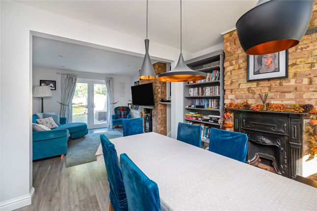 25, Twining Avenue, Twickenham photo 3