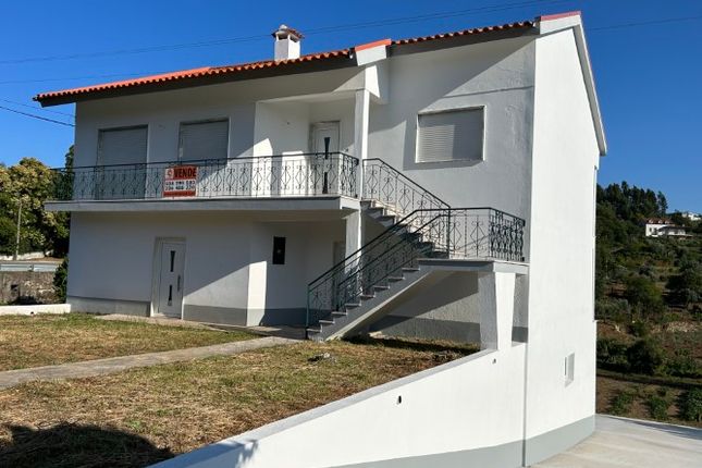 Detached house for sale in Figueiró Dos Vinhos, Figueiró Dos Vinhos E Bairradas, Figueiró Dos Vinhos, Leiria, Central Portugal