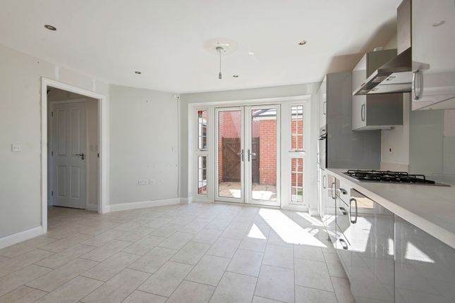 23, Brassey Way, Henlow photo 4