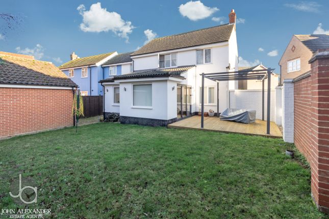 Link-detached house for sale in Bassingham Crescent, Tiptree, Colchester