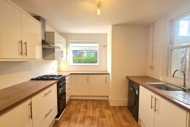 Thumbnail Property to rent in Monkswell Road, Exeter