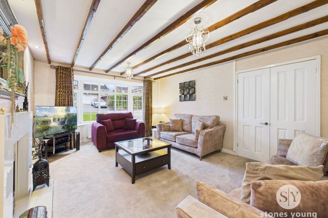 5 Stockwood Close, Blackburn photo 4
