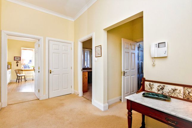 3 Sutherland House, Wemysshall Road, Cupar photo 4