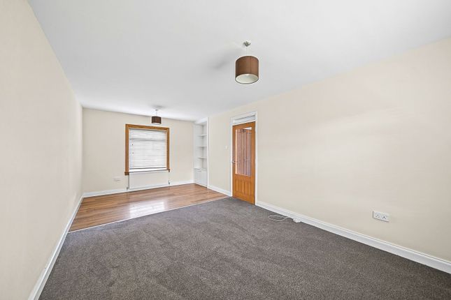 28 Tummel Place, Dundee photo 3