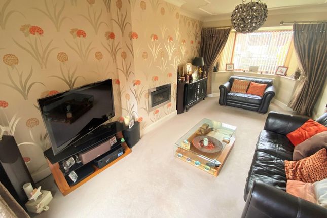 Property for sale in Clayton Drive, Thurnscoe, Rotherham