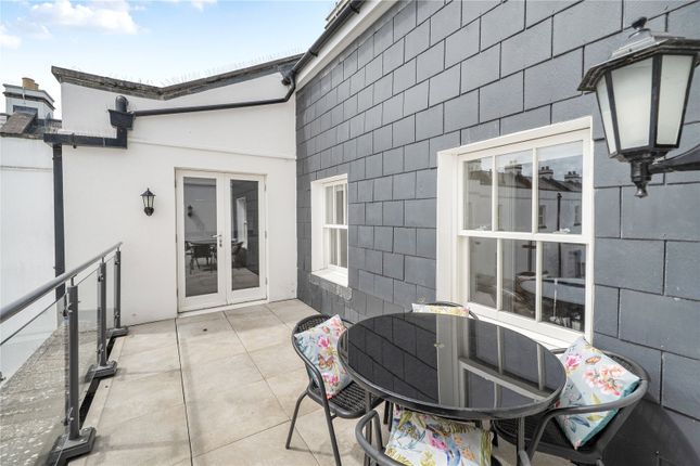 26, Prince Regent Mews, Cheltenham photo 2