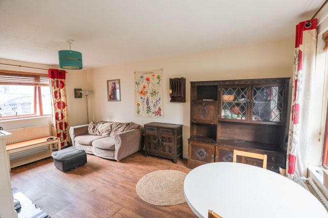112, Oaklands Drive, Carlisle photo 5