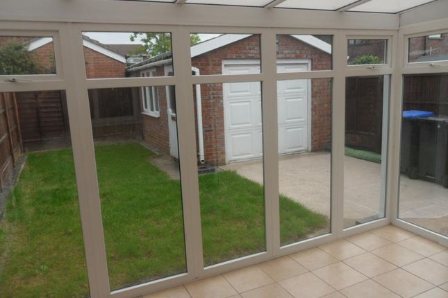 8A, Kempton Grove, Stoke-On-Trent photo 4