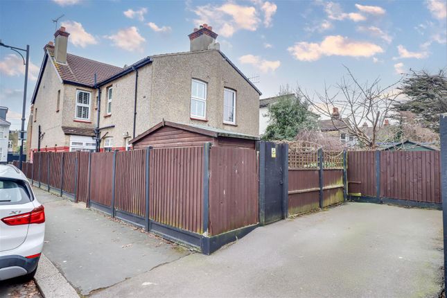 20, Southbourne Grove, Westcliff-On-Sea photo 2