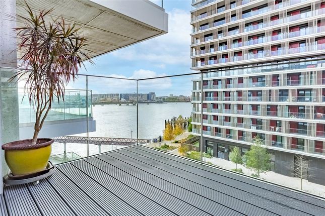 1-bed flat on Flat 103 Fairwater House, 3, Bonnet Street, London, £400,000