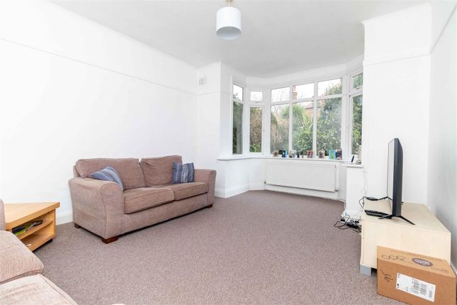 Flat 2, 136, Heene Road, Worthing photo 2