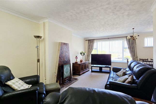5, Lon Cedric, Holyhead photo 2