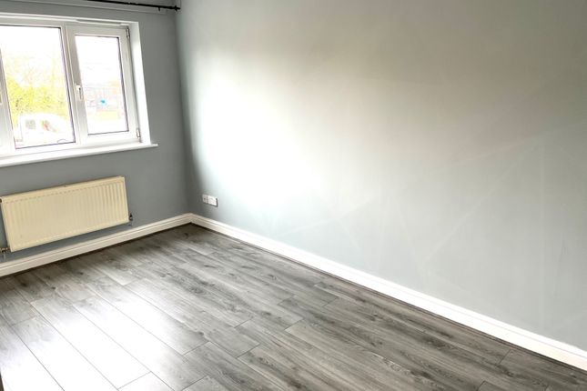 Flat to rent in 410 South Ferry Quay, Liverpool