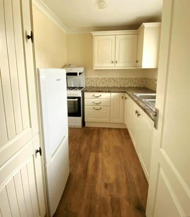 4, Milner Gate Court, Doncaster photo 2