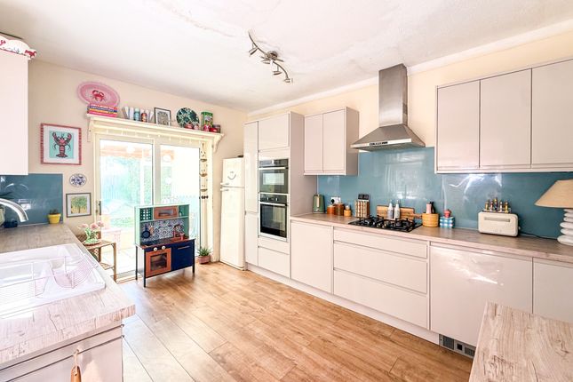 56, Channel View Road, Eastbourne photo 4