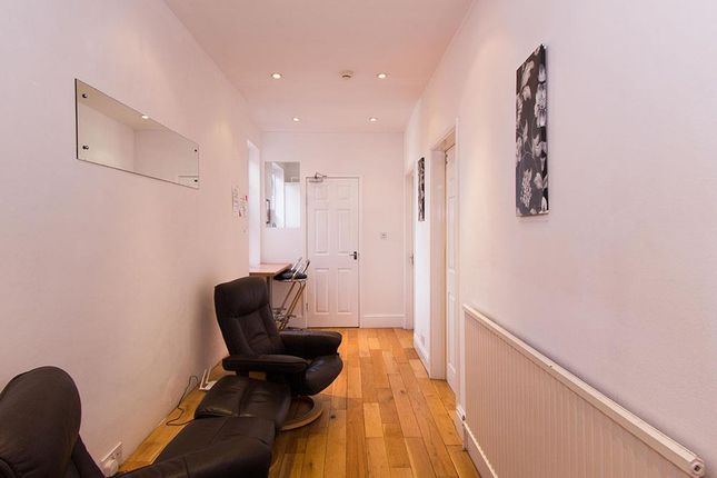 Room C, Flat 2, 54 Bakers Mews, Worcester photo 5