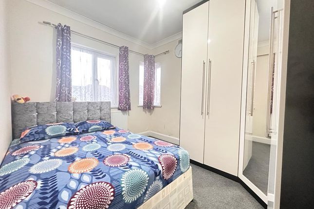 Maisonette for sale in Lady Margaret Road, Southall