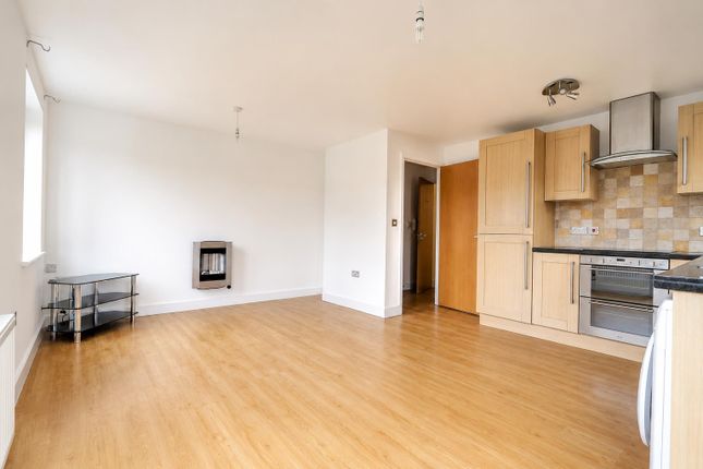 2 Oldfield Point, 35 Griffiths Avenue, Cheltenham photo 4