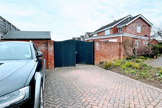 Detached house for sale in Orchard Rise, Worlingham, Beccles