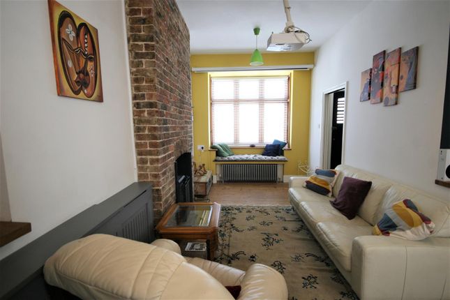 Flat to rent in St. Georges Road, Brighton