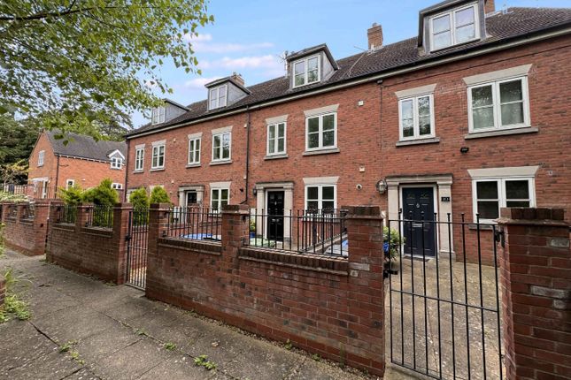 Thumbnail Terraced house to rent in Monarch Close, Rugby, Warwickshire