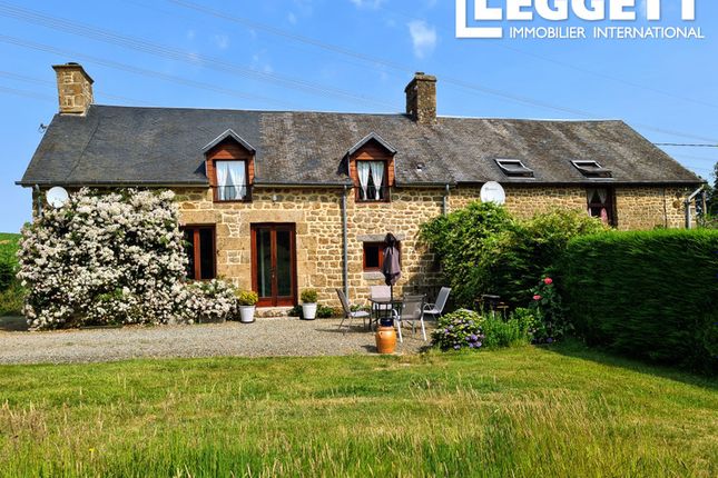 Thumbnail Villa for sale in Saint-Georges-De-Reintembault, Ille-Et-Vilaine, Bretagne