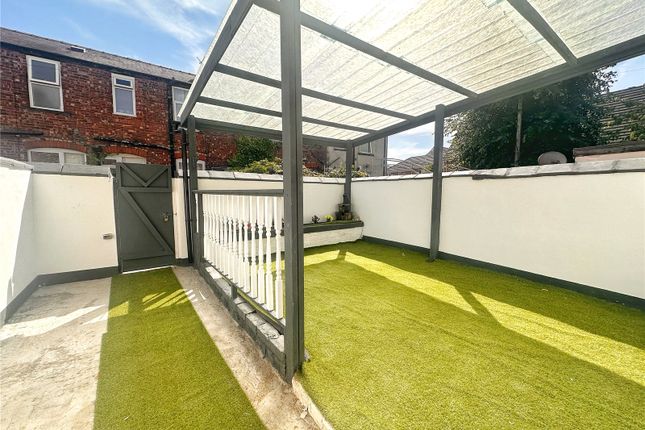 15, Leegrange Road, Manchester photo 2