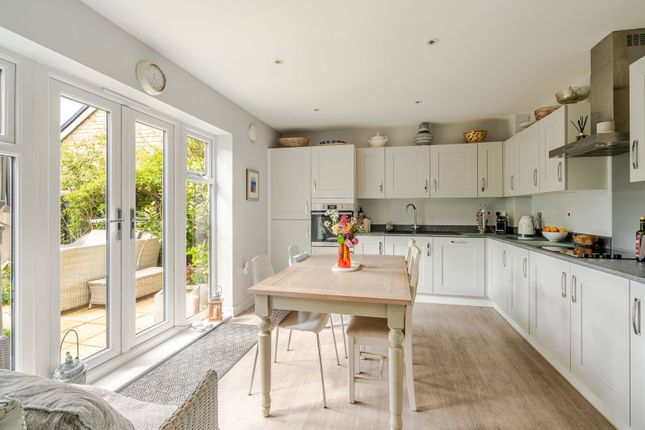 31, Carnival Close, Malmesbury photo 2