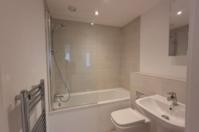 18, Carrs Road, Cheadle photo 3