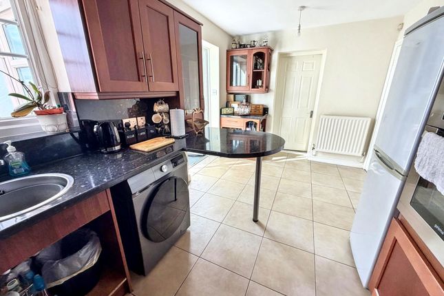 3, The Paddock, Whitley Bay photo 4
