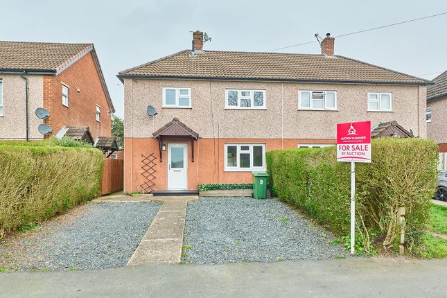 Studio house on 9 Gloucester Avenue, Dawley, Telford, £60,000