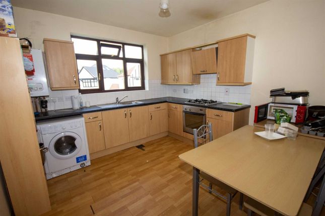 55b Northwick Avenue, Harrow photo 5