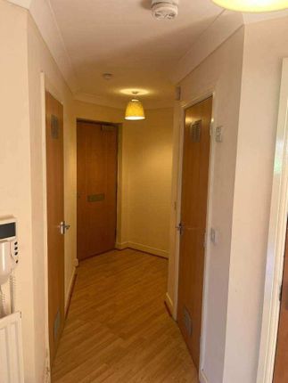 Craigend Court, Glasgow photo 2