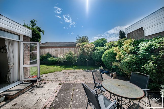 9 Hartford Close, Birmingham photo 2
