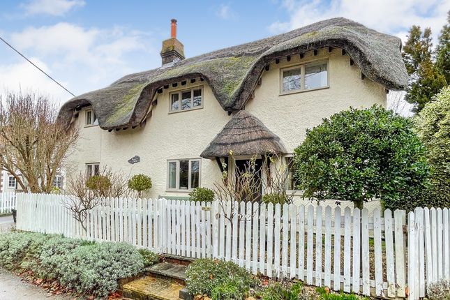 Wyncie Cottage, Cues Lane, Swindon photo 2