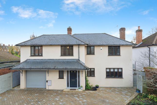 42, Trotsworth Avenue, Virginia Water photo 2