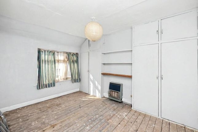 6, Ruskin Walk, Bromley photo 4