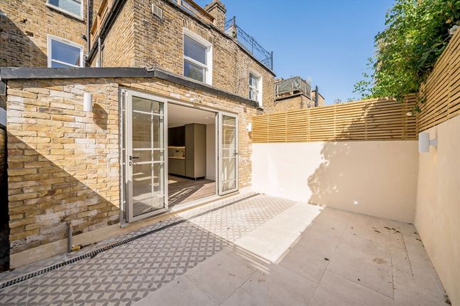 Ground Floor Flat, 485, Fulham Palace Road, London photo 4