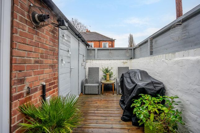 End terrace house for sale in Balfour Street, York