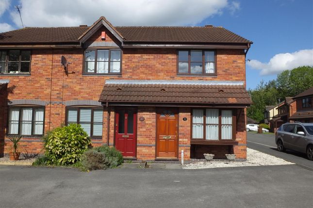 Town house to rent in Newport Close, Stretton, Burton-On-Trent