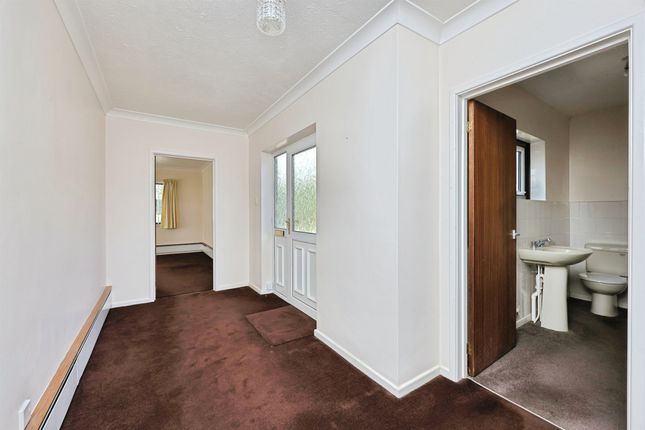 10, Bilney Road, Dereham photo 4