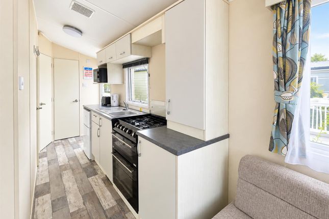 54 Central Park, Foxhunter Park, Monkton Street, Ramsgate photo 4