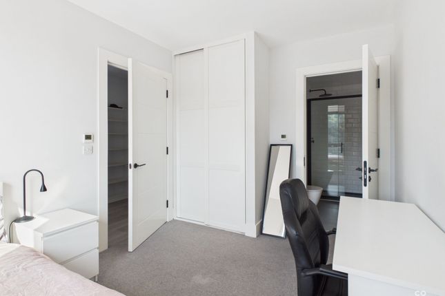 Apt 46, 4 The Furlong, Brighton photo 2