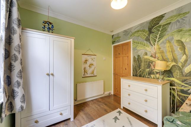 Flat for sale in Bargery Road, Catford, London