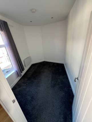 Flat 1, 2a, Union Street, PONTEFRACT photo 4