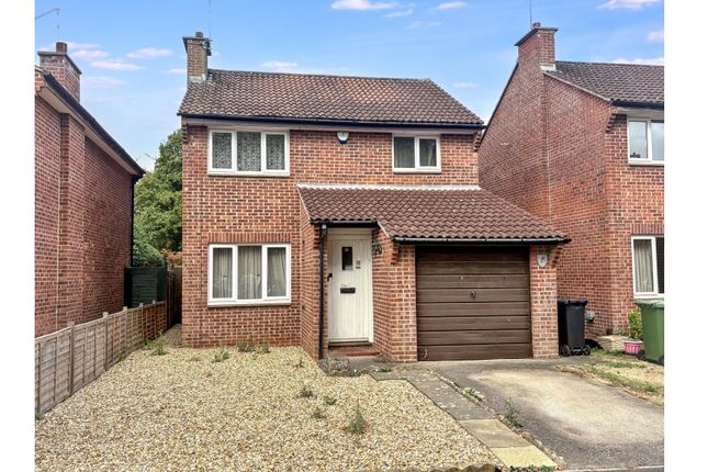 3-bed detached on 7, Burney Way, Bristol, £120,000